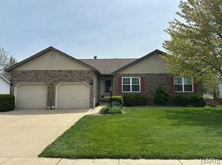 2608 Hunters Rdg, Edwardsville, IL 62025