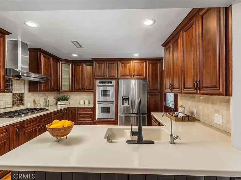 2206 Canyon Rd — Photo 13