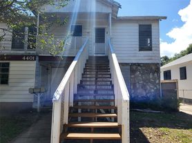 4401 Avenue Q 1/2, Galveston, TX