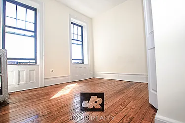 Rented by Jonis Realty