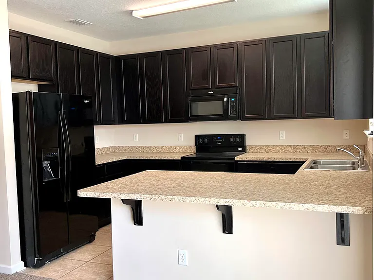 519 Ryker Way — Photo 8