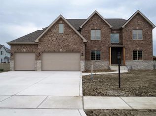 29 Exeter Rd, Munster, IN 46321