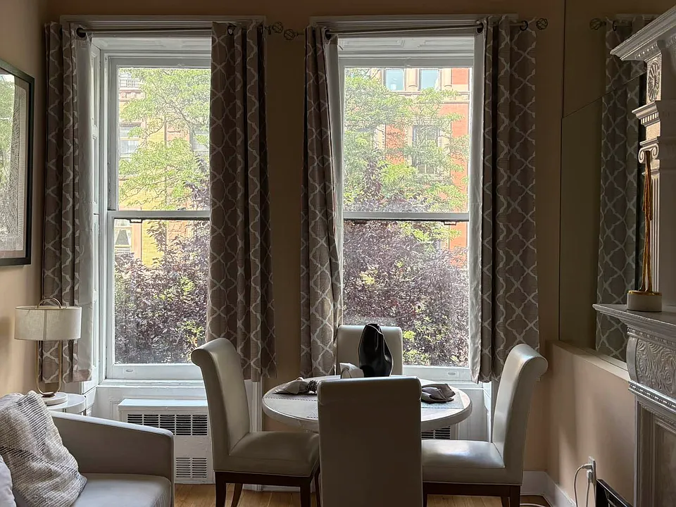 44 W 89th St #2A