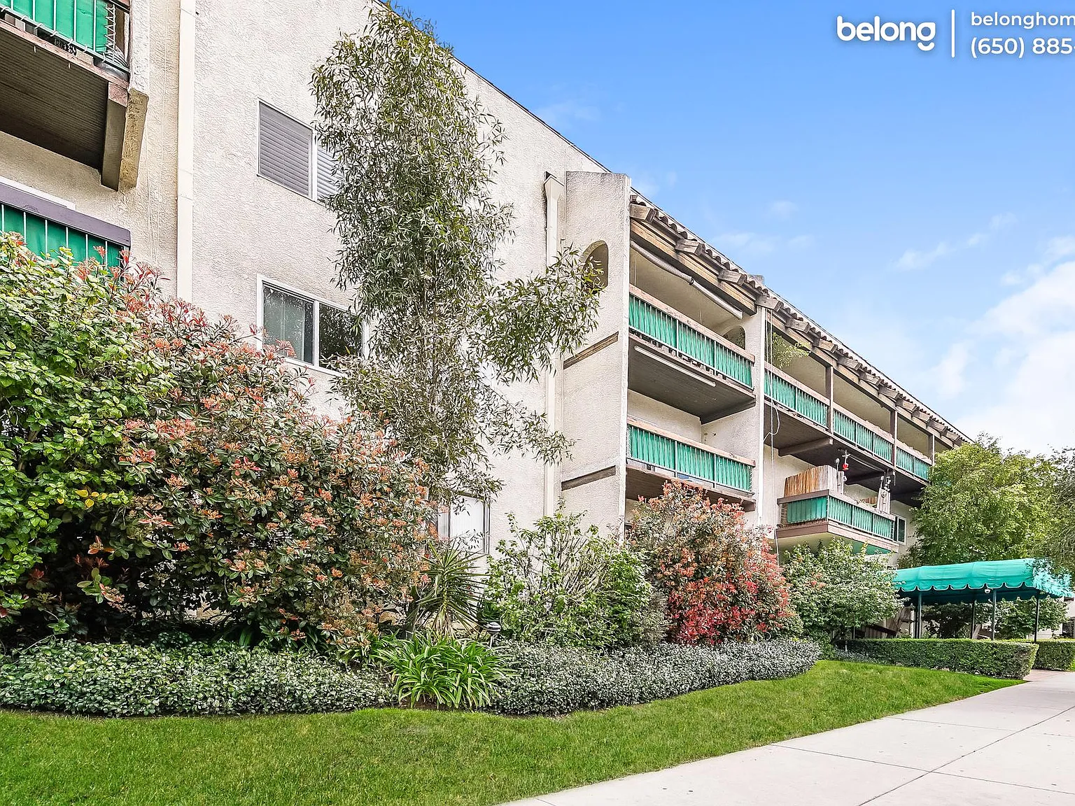 1 bed, 1.5 bath, 712 sqft, $2,045 — Photo 2