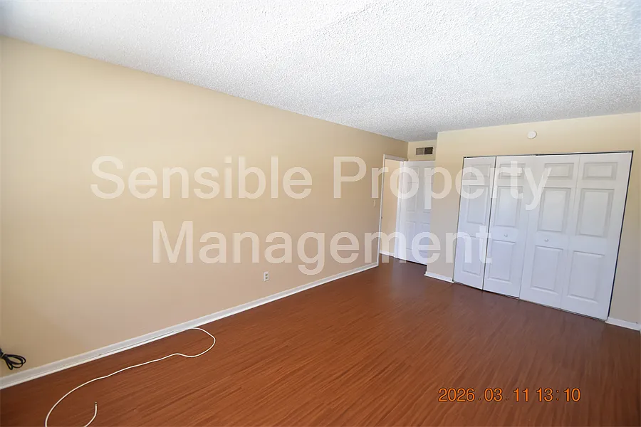 2 bed, 965 sqft, $1,395 — Photo 4