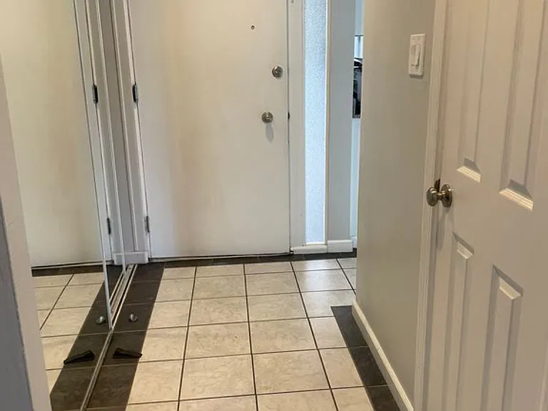 3325 Benton St — Photo 10