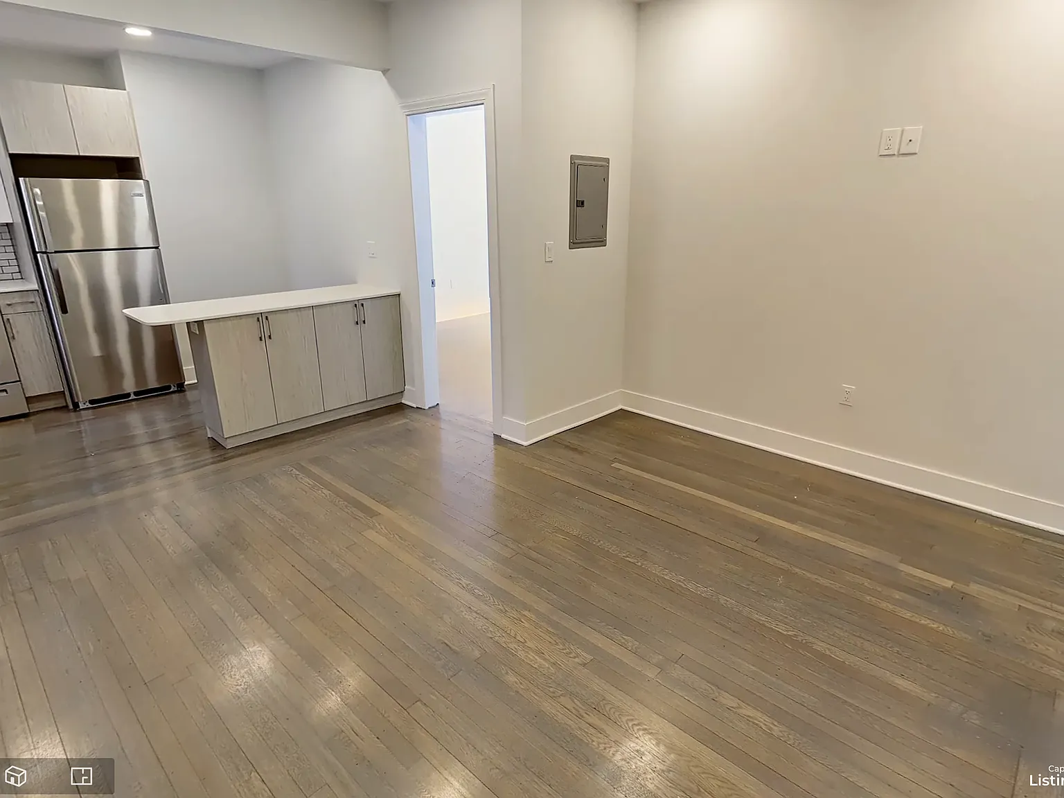 2 bed, 750 sqft, $3,650 — Photo 4