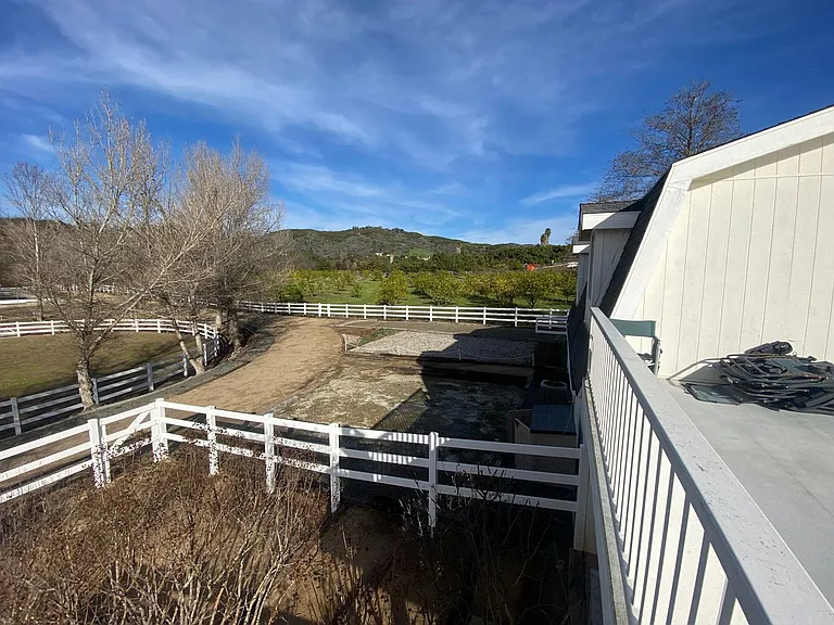 45901 Sandia Creek Dr — Photo 3