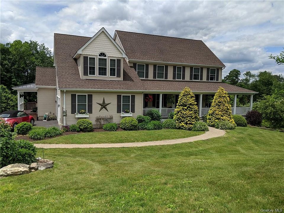 2nd image of 11 Cheshire Ct