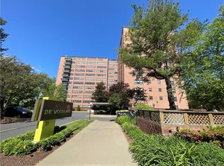 31 Woodland St APT 9I, Hartford, CT 06105