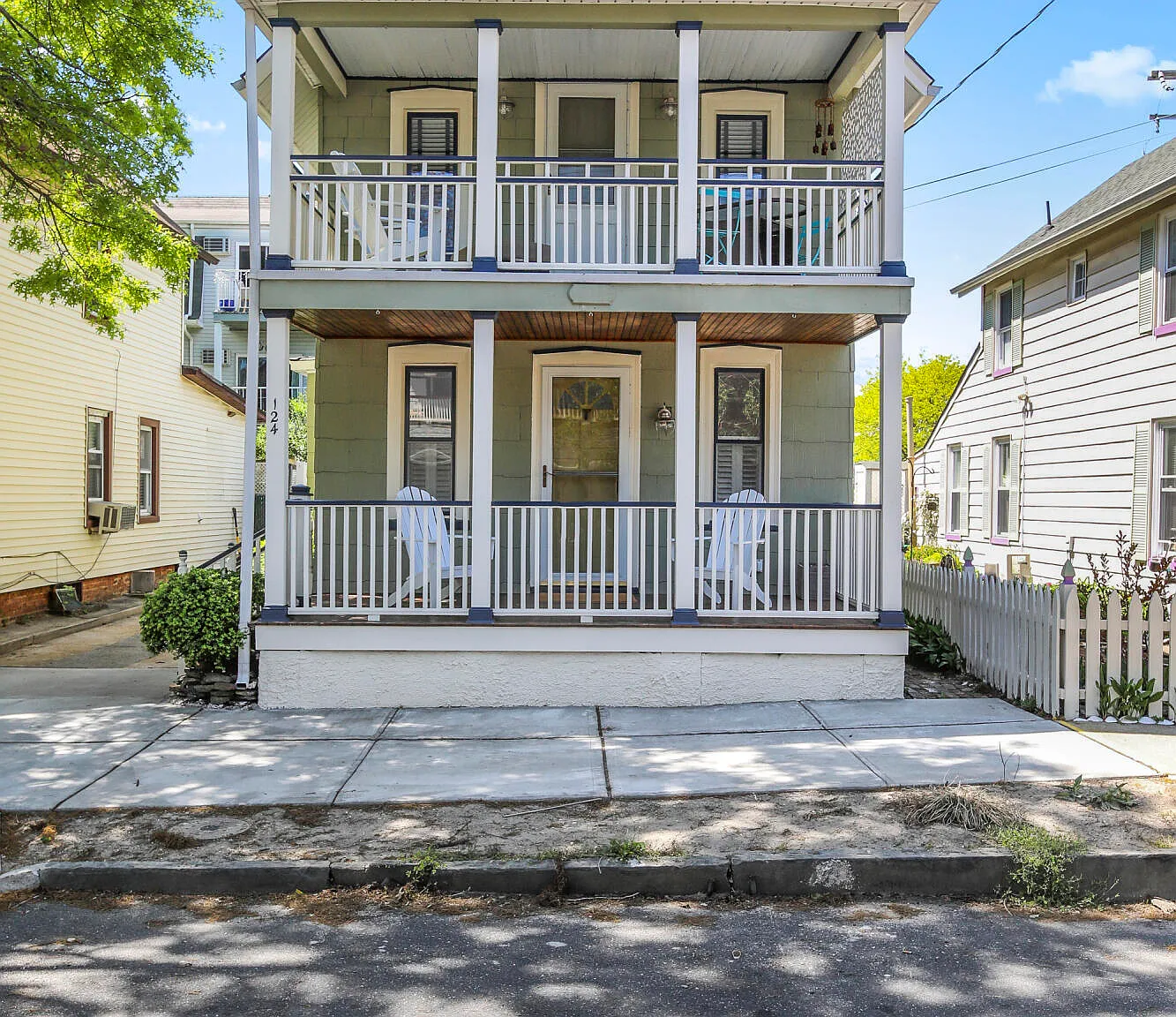 2 bed, $3,000 — Photo 1