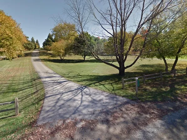 170 N Newman Rd, Lake Orion, MI 48362