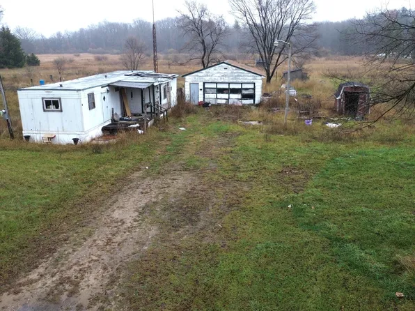 5100 S 168th Ave, Hesperia, MI 49421