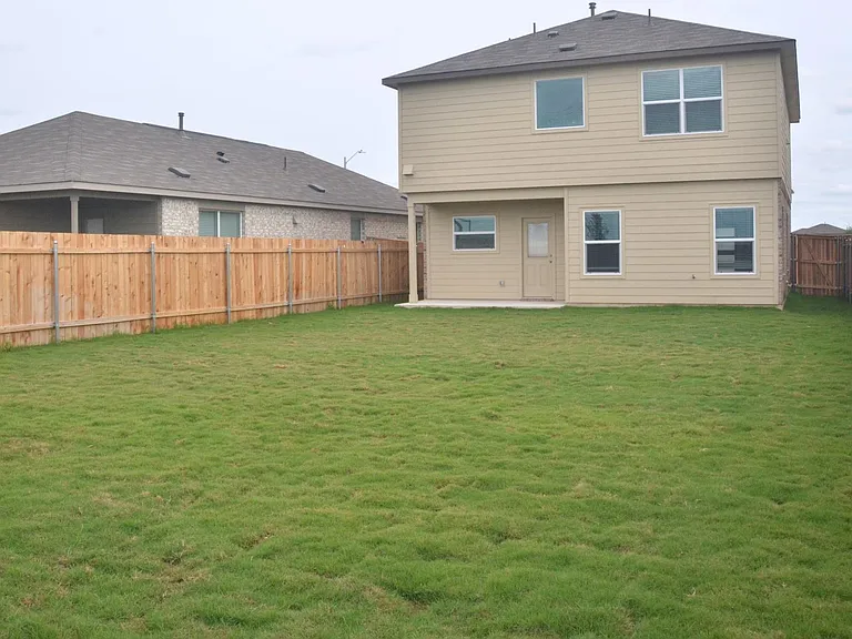 136 Canley Loop — Photo 24
