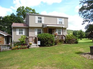 207 Cooper Rd, Slippery Rock, PA 16057
