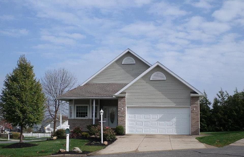 1st image of 4230 Azalea Cir #57