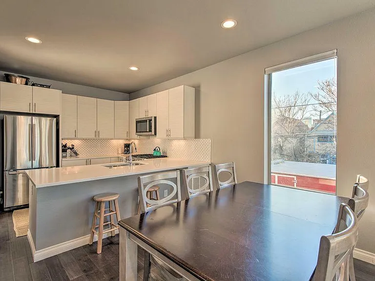 2065 N Downing St #7 — Photo 8