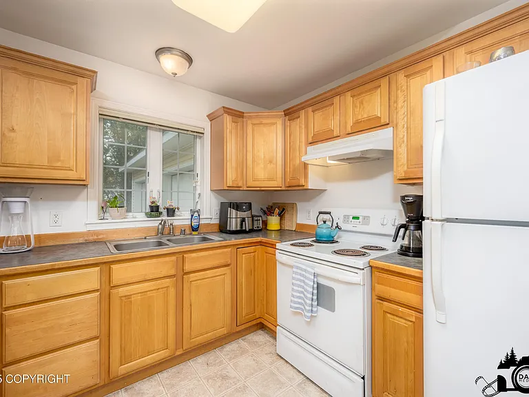 500 W Roy Rd #2 — Photo 4