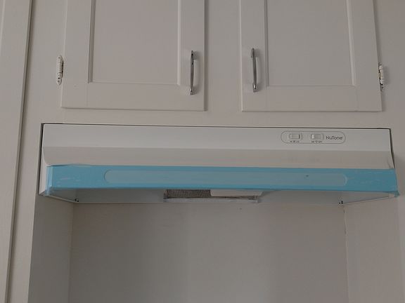 Kitchen vent hood 2015