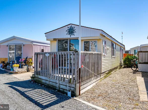 53 Canal Overlook Ln, Ocean City, MD 21842