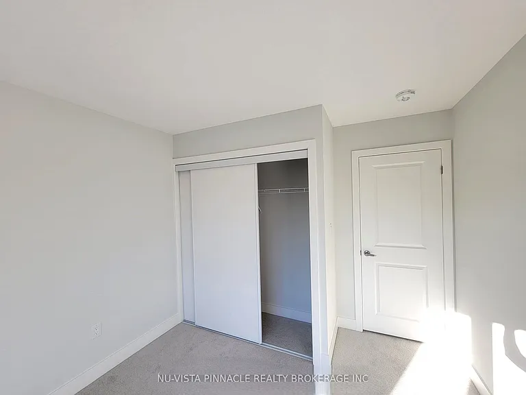 990 Deveron Cres #43 — Photo 16