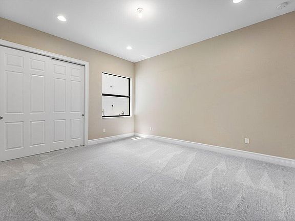 5th image of 17185 Ludovica Ln #17