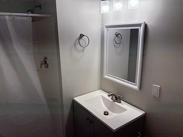 30 Henry St #1 — Photo 6