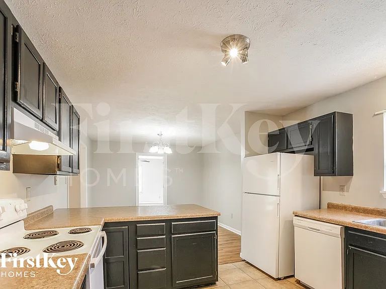 8522 Summertree Ln — Photo 7