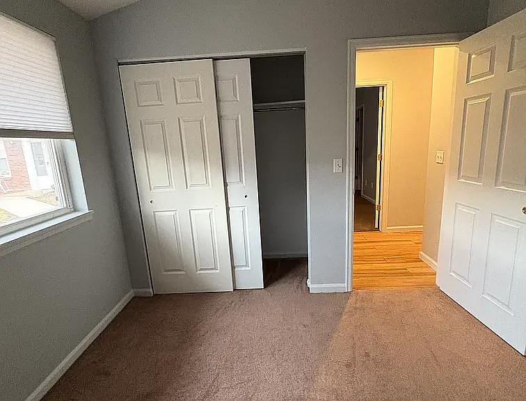 4420 Laguna Pl #E — Photo 14