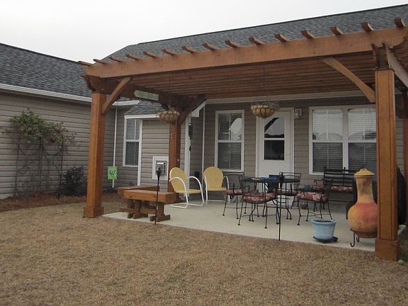 custom pergola