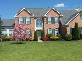 16 Heggan Ln, Hammonton, NJ 08037