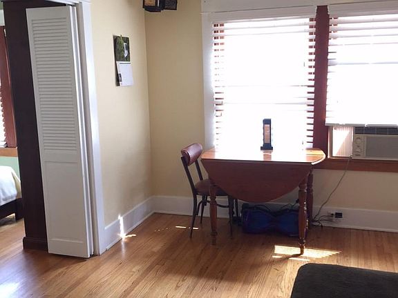 3rd image of 4120 Lincoln Ave