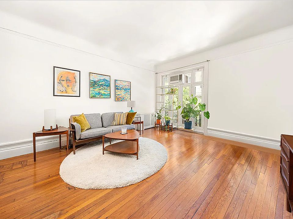 1st image of 510 Cathedral Pkwy #3B