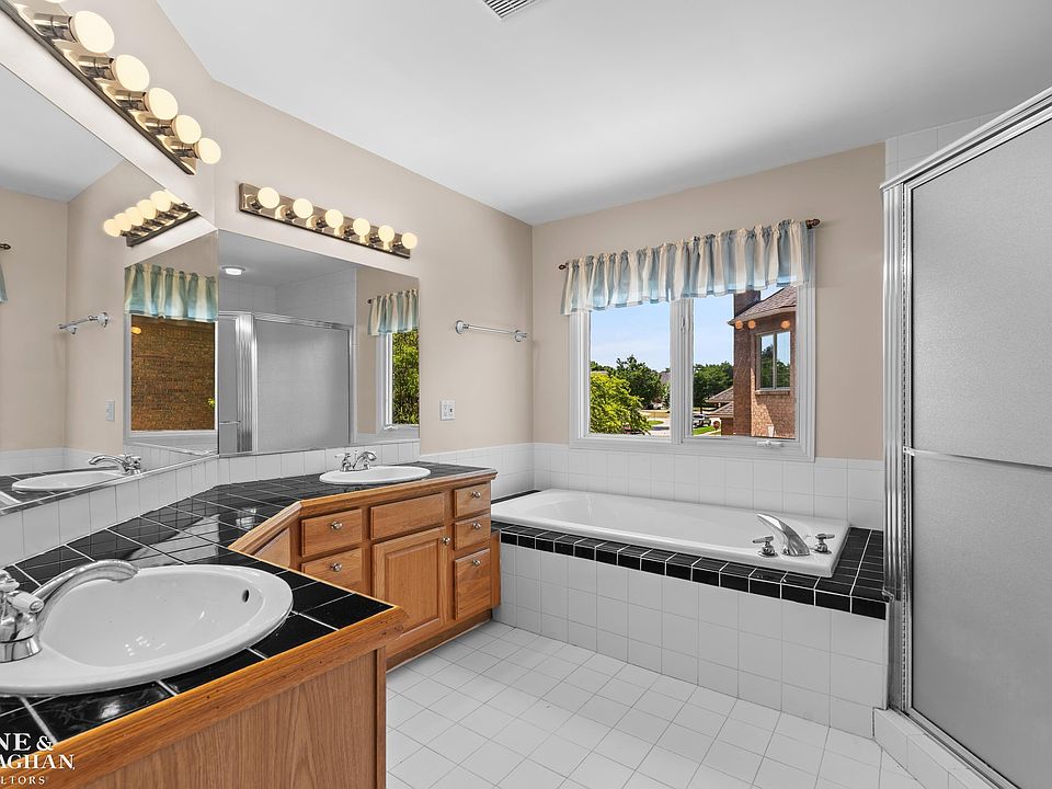 94 Ingram Dr, photo 6