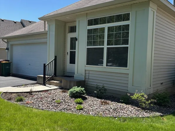 7656 Prairie Flower Blvd, Chanhassen, MN 55317