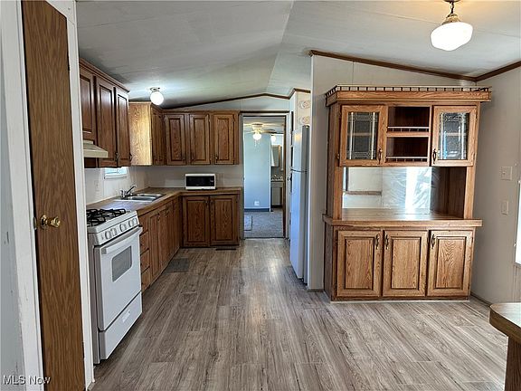 4th image of 6304 Bramley Dr
