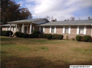 706 Valley Dr, Attalla, AL 35954