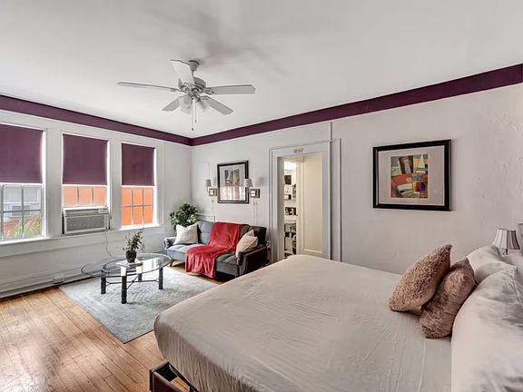 2nd image of 118 Indian Pl APT 3