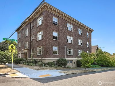 2021 4th Avenue N #1, Seattle, WA, 98109