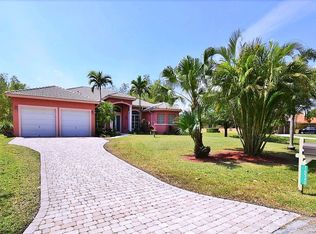 16540 SW 61st St, Southwest Ranches, FL 33331