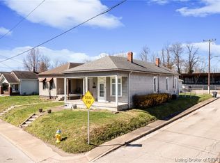 1529 Charlestown Rd, New Albany, IN 47150