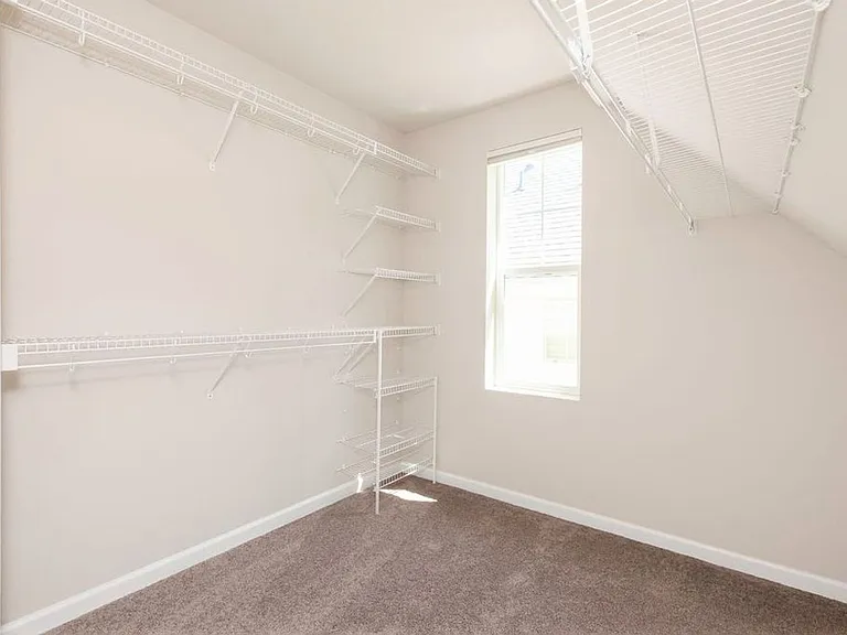 23905 33rd Dr SE — Photo 16