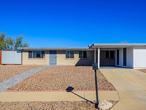 3rd image of 2764 W Calle Del Huerto