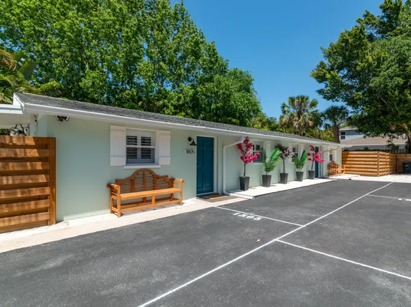 1805 Ivanhoe St #1805, Sarasota, FL 34231