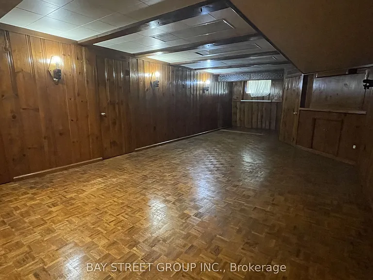 260 Moore Park Ave — Photo 15