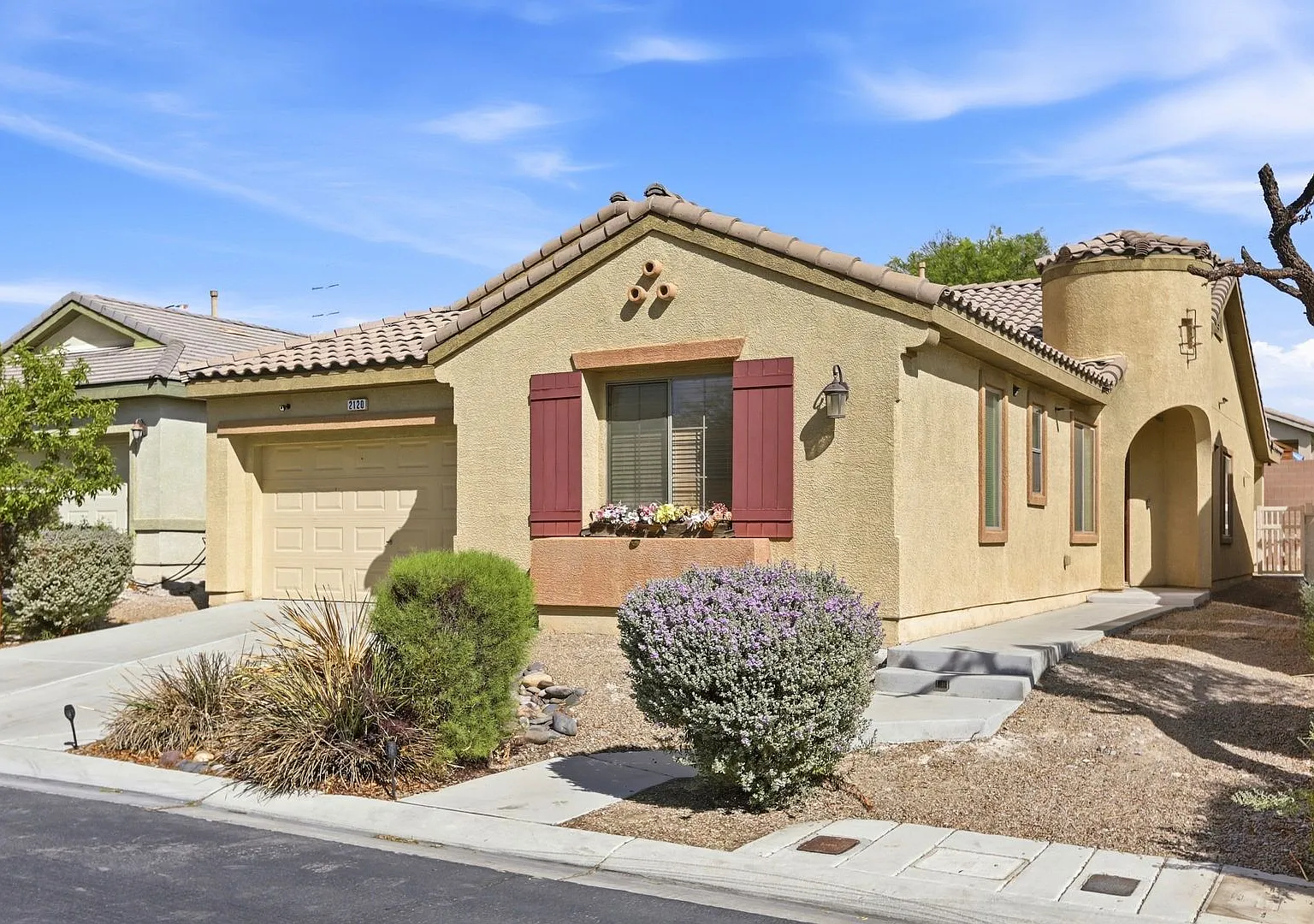 Single-Story 3 Bedroom Gem in a Gated Cul-de-Sac! — Photo 3