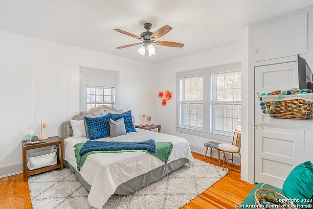 475 E French Pl — Photo 28