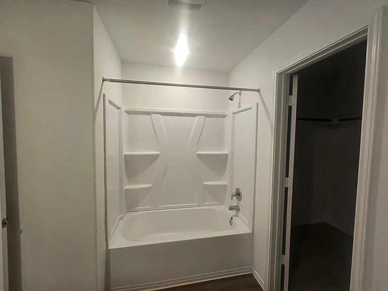 2306 Tornado Aly — Photo 11