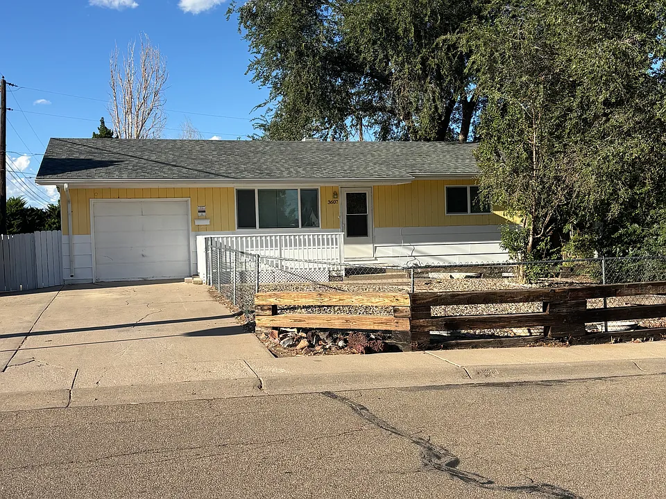 3607 Sheffield Ln
