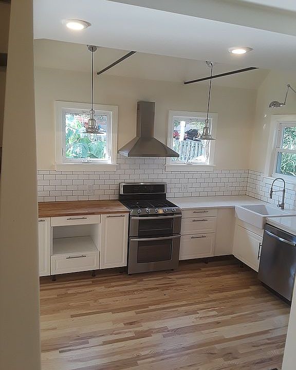 1st image of 1366 W 65th St #2